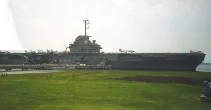 Yorktown in Hafen von Charleston